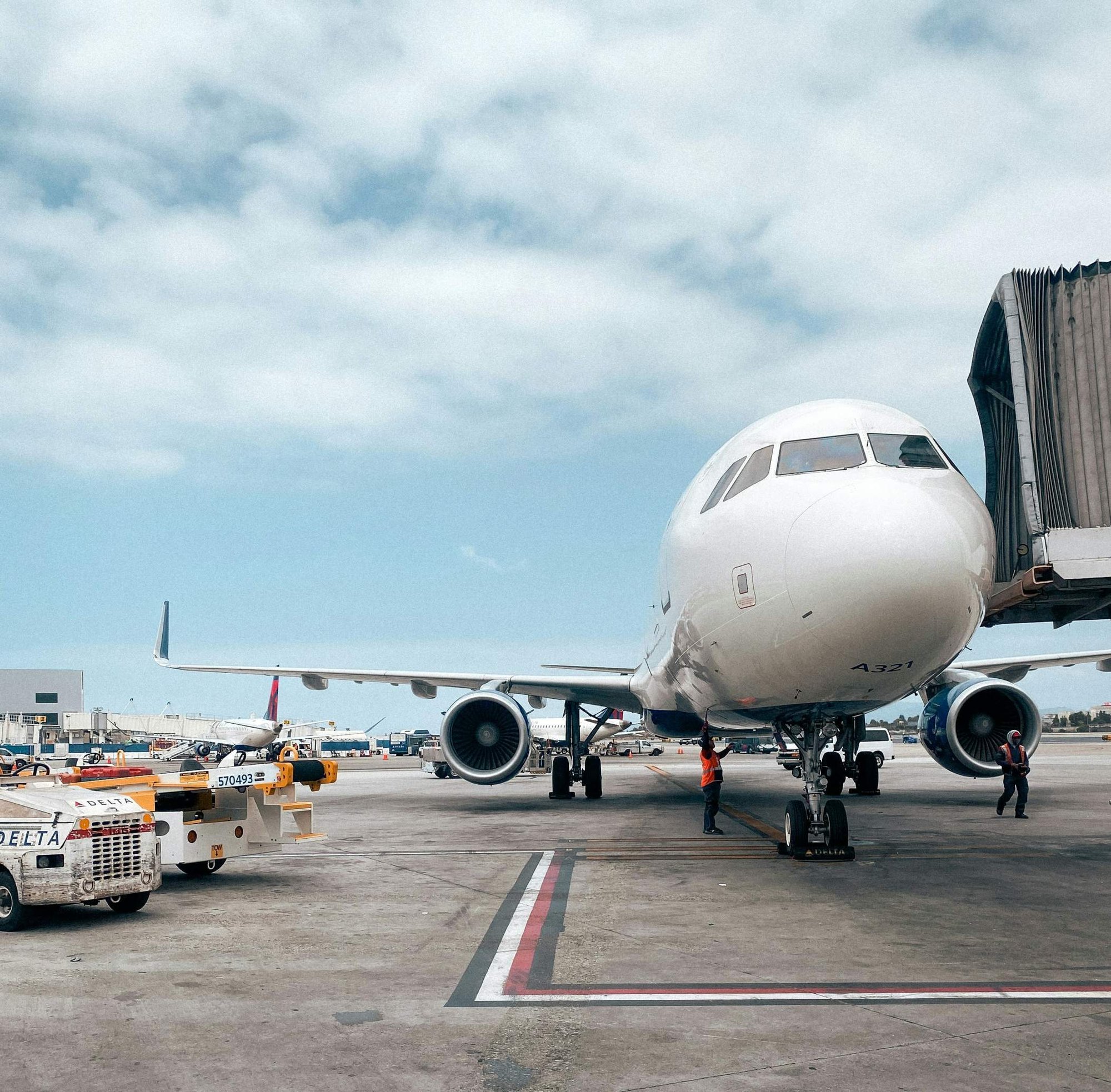 LC_airport